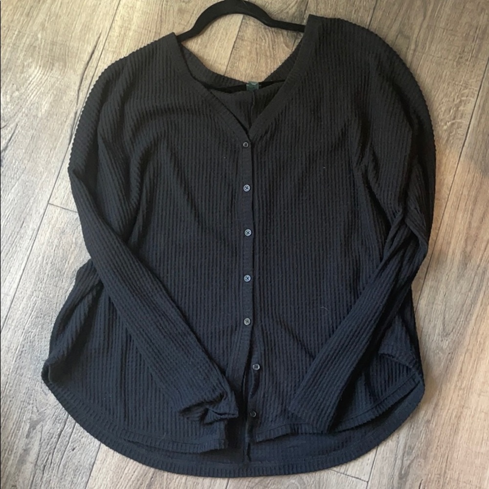 Long sleeve button up black shirt size:XXL